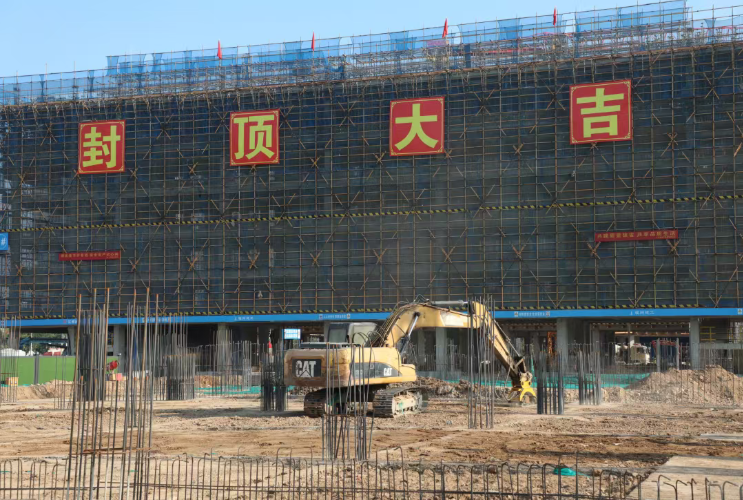 教学楼封顶！泉州五中江南校区有新进展！