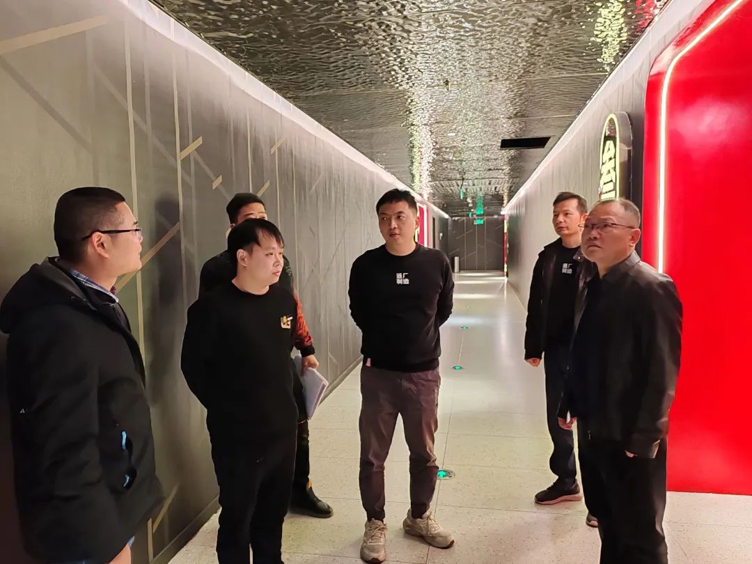 林春忠主任、林明耀主任检查至潮影院